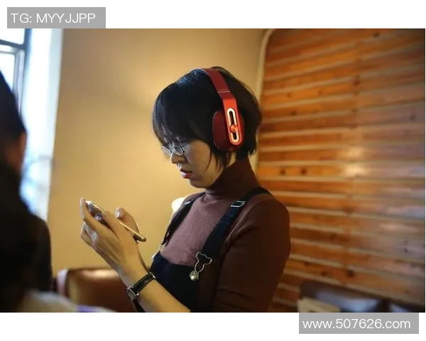 深度对话：探索黄强在和平精英中的成长与人生哲学